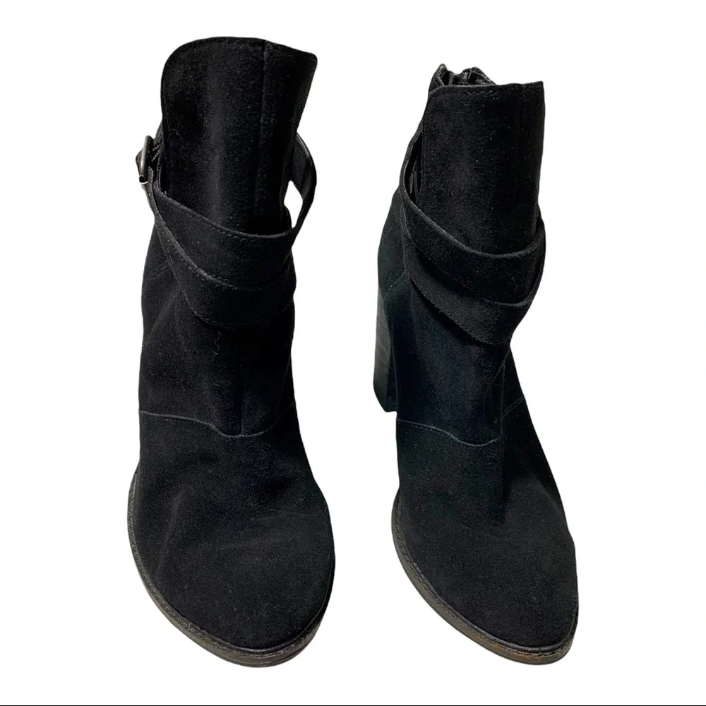 Chinese Laundry black leather high heels booties size 8 - Picture 2 of 5